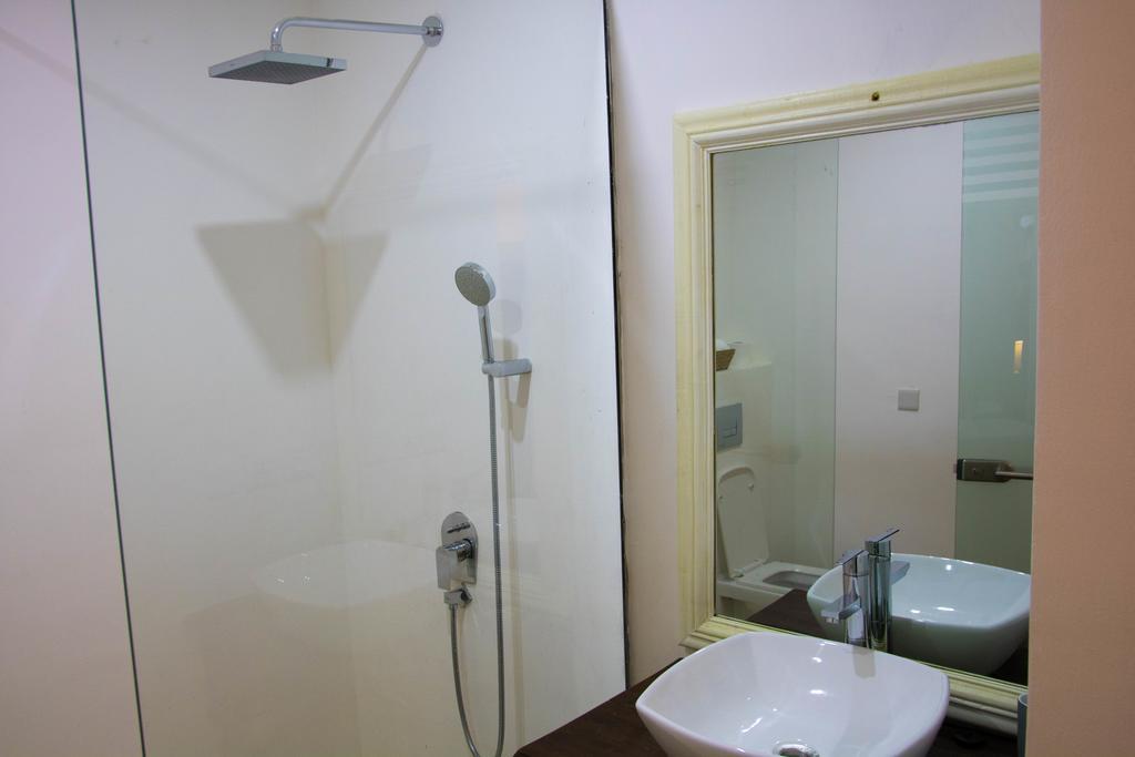 Olma Colonial Suites Acra Quarto foto