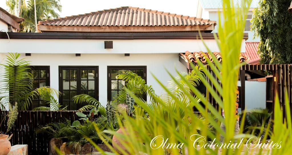 Olma Colonial Suites Acra Quarto foto